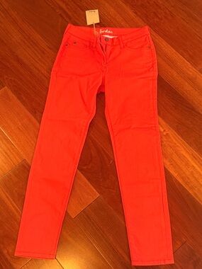 Brand new chic Biden skinny jeans